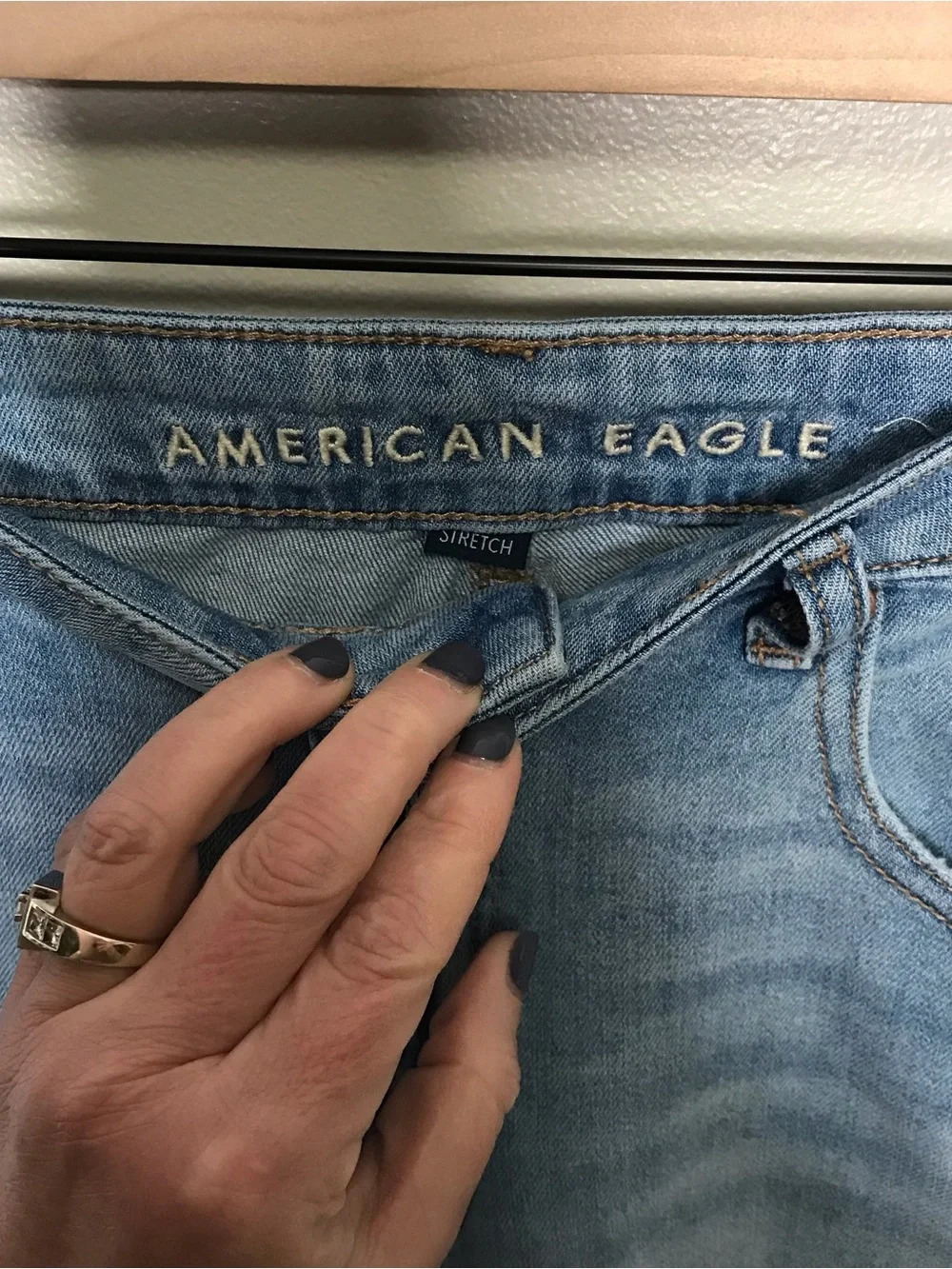 American Eagle Low Rise Baggy Wide Leg Jeans Women’s Size 12 - Picture 5 of 7